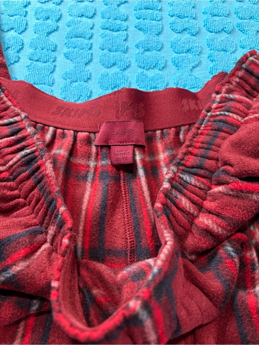 🌸 SKIMS Fleece Lounge Pant | Brick Holiday Plaid | S | NWOT 🏷️ - Picture 5 of 5